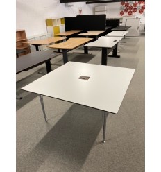 Konferencebord hvid kompakt laminat 150x150 cm