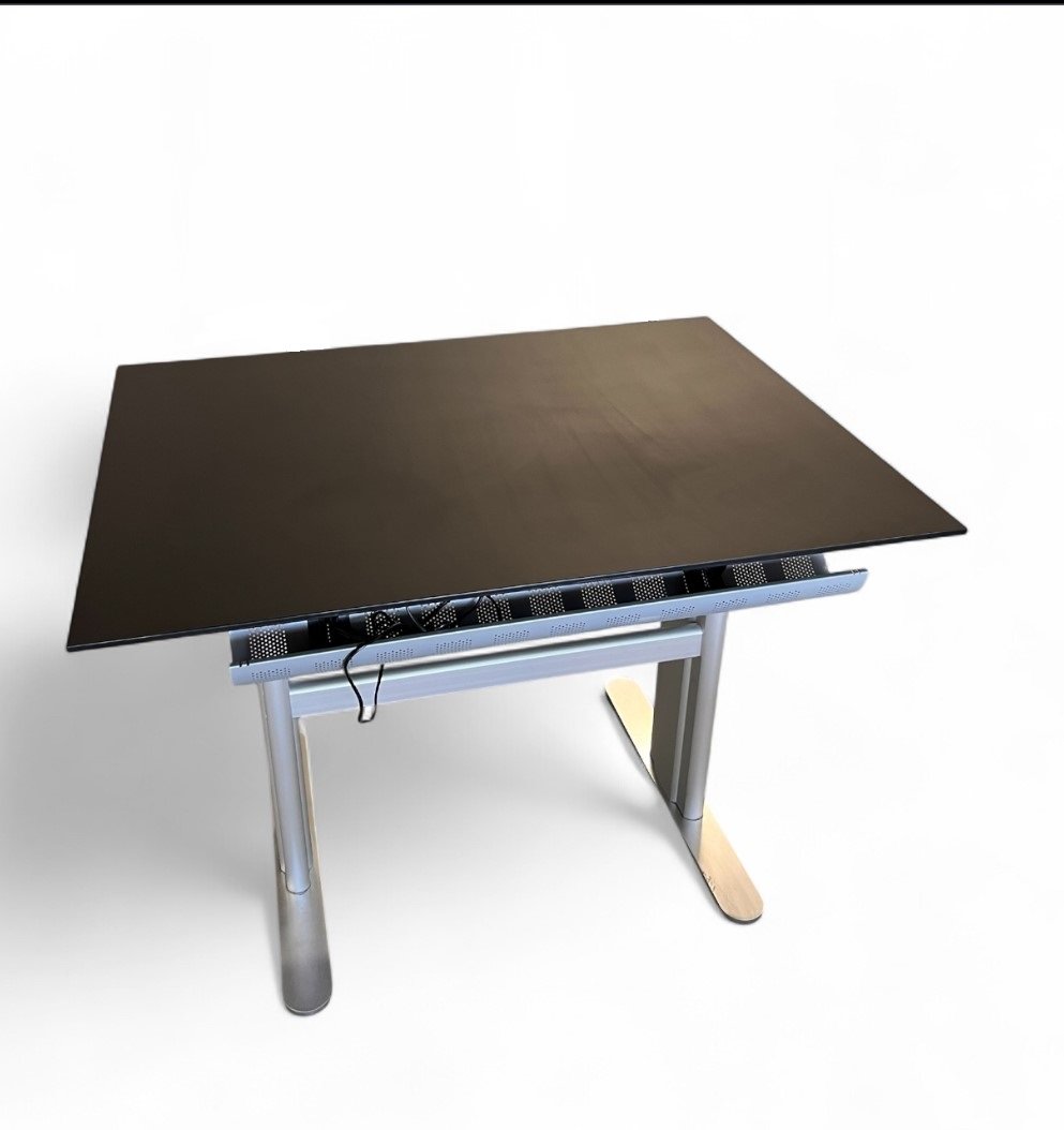 Hæve- sænkebord 120 x 90 sort laminat