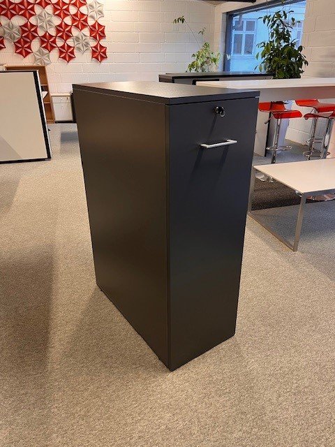 Udtræksskab antracit